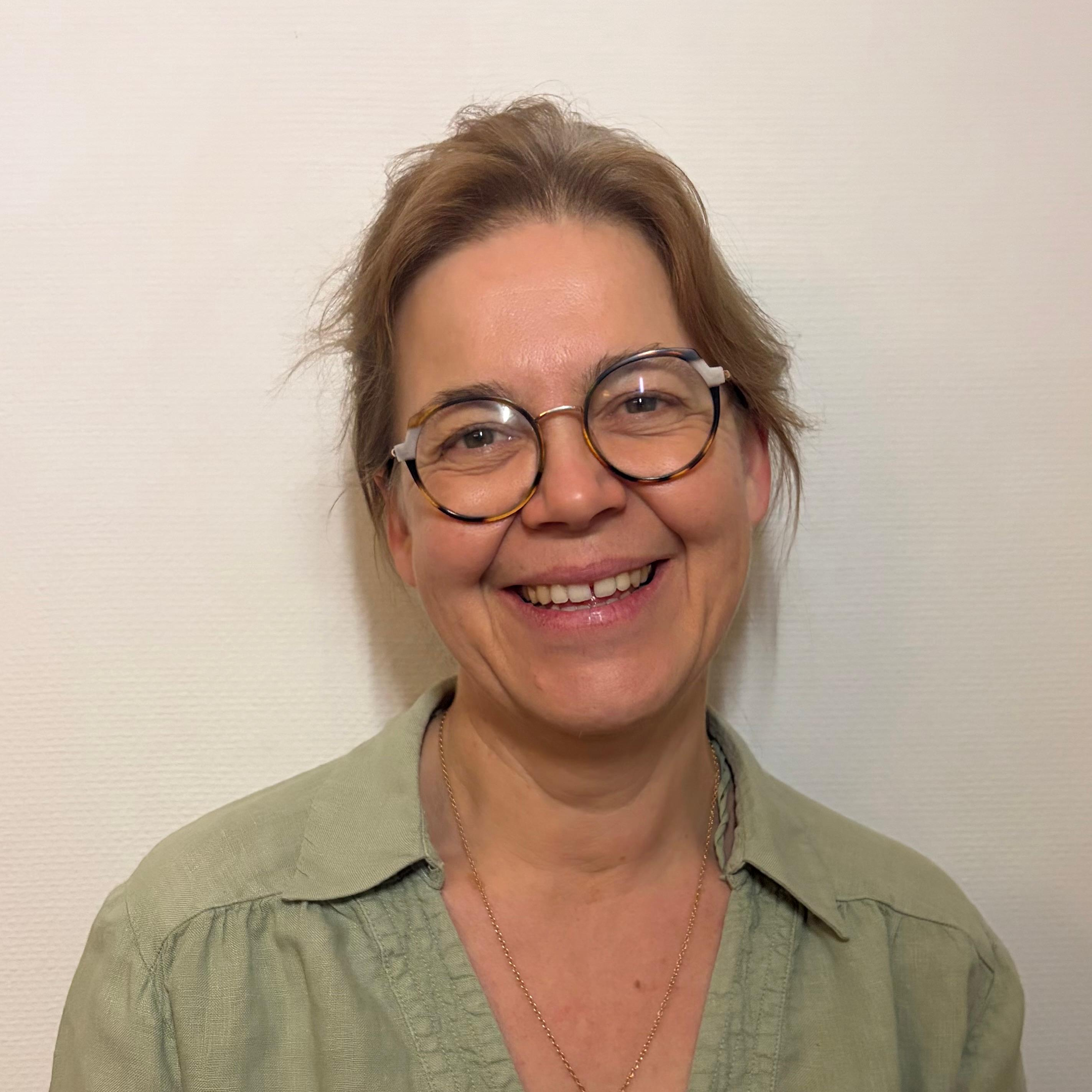 Photo Identite Anne 2026 Resize